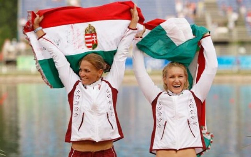 Унгарки защитиха олимпийската си титла на 500 метра двуместен каяк