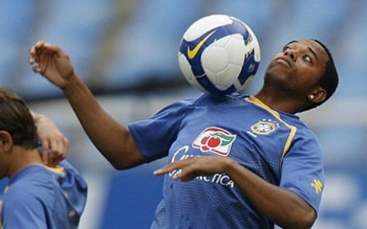 Сити изпрати самолет за бразилското си трио