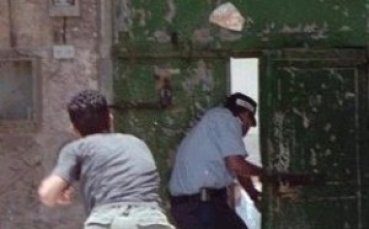 Фен счупи главата на рефер с камък в Колумбия