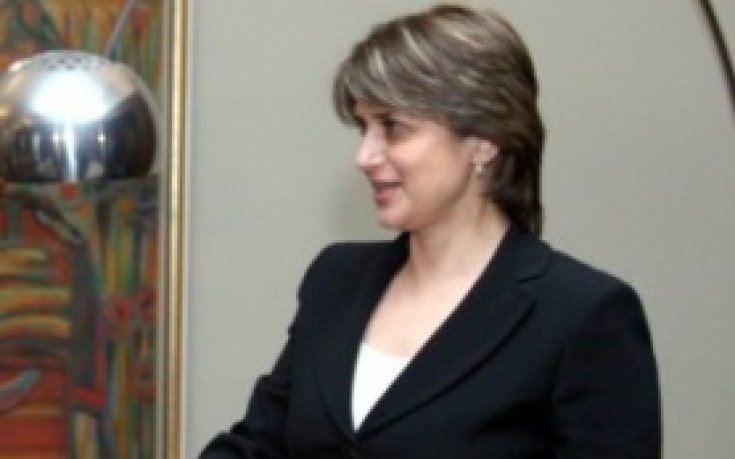 Весела Лечева отказва да коментира ареста на заместника си