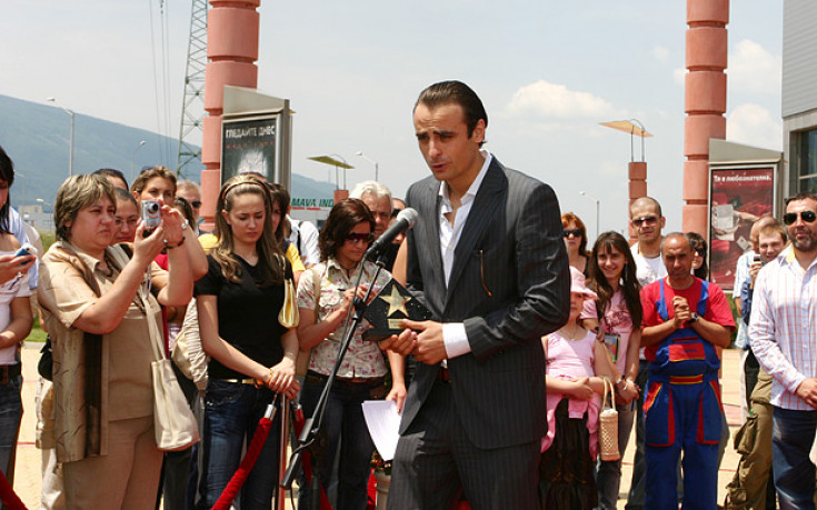 Бербатов с декларация срещу експлоатирането на името му