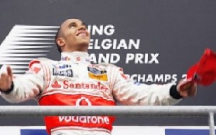 Безапелационен Люис Хамилтън в Китай