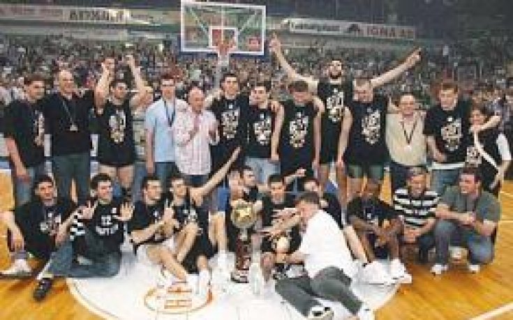 Откраднаха паспортите на целия отбор на Партизан