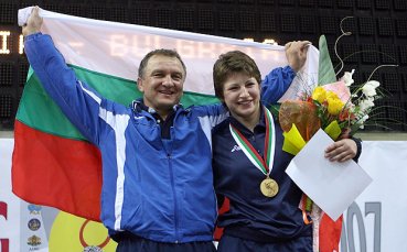Станка Златева отново № 1 в света