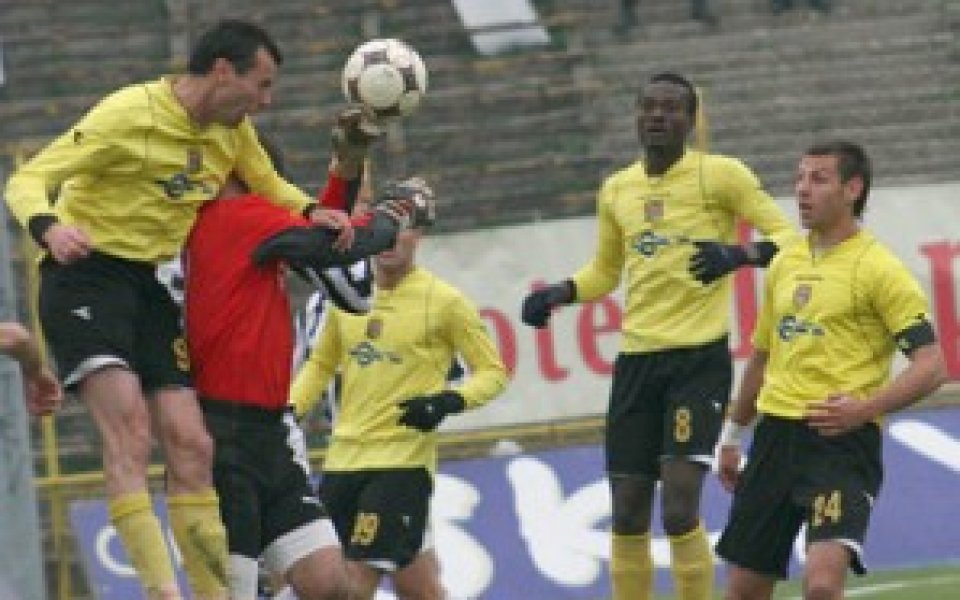 Ботев победи с 5:2 Секирово в благотворителен мач