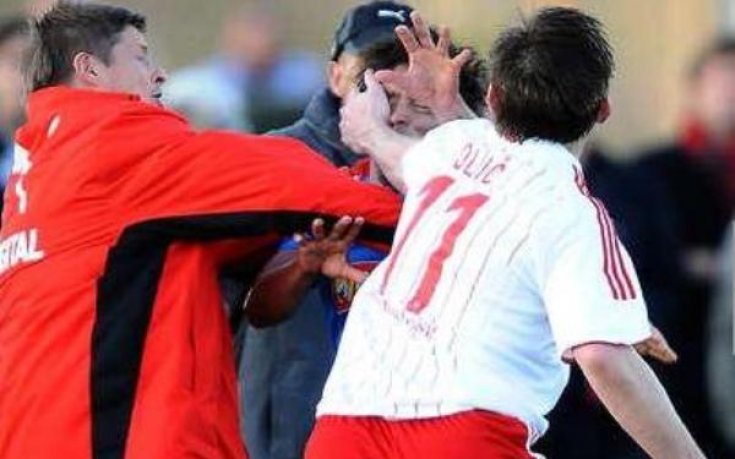 Побоища на контрола между Хамбургер и Хофенхайм