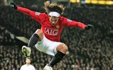 Мъките на пътя в Юнайтед продължават, новият герой е Тевес