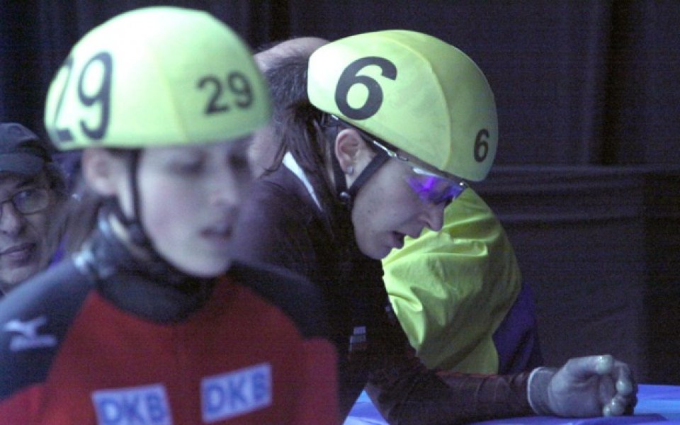 Раданова се класира за полуфиналите на 500 метра в Дрезден