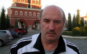 Славия пада, Мидилев черпи - стана дядо