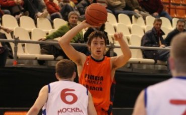 Аврамов не игра за Памеса, Блекни със силен мач за Тюрк Телеком