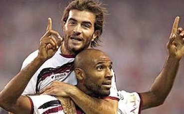 Кануте засили Севиля към Шампионската лига