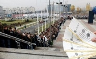 Хиляди чакат за билети за Партизан – ПАО в Белградска арена