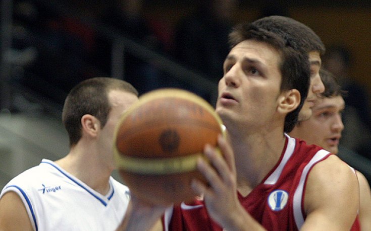 Маринов започна с очакван успех, Плевен би Сливен