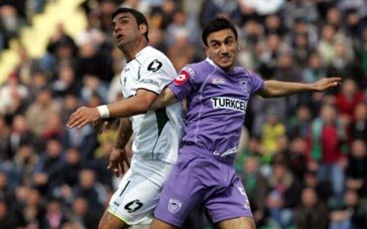 Добър мач за Емил Ангелов при нулево равенство