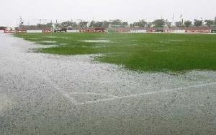 Два мача без публика за нахлуване на фенове на юношески мач