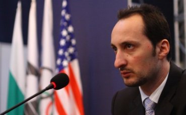 Топалов направи реми с Иванчук