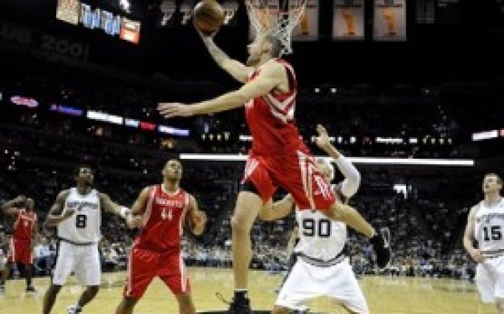 Хюстън надви Сан Антонио