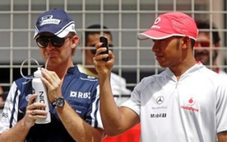 ФИА наказа МакЛарън, но условно