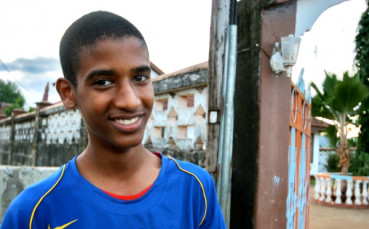 Фен на Арсенал се обеси след загубата снощи