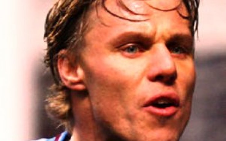 Лаурсен сложи край на кариерата си