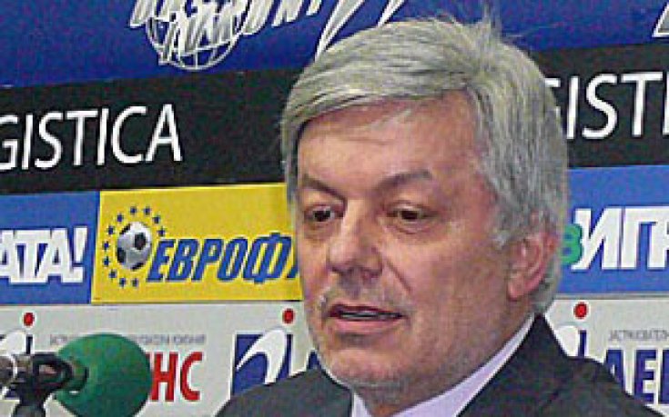 Валентин Михов