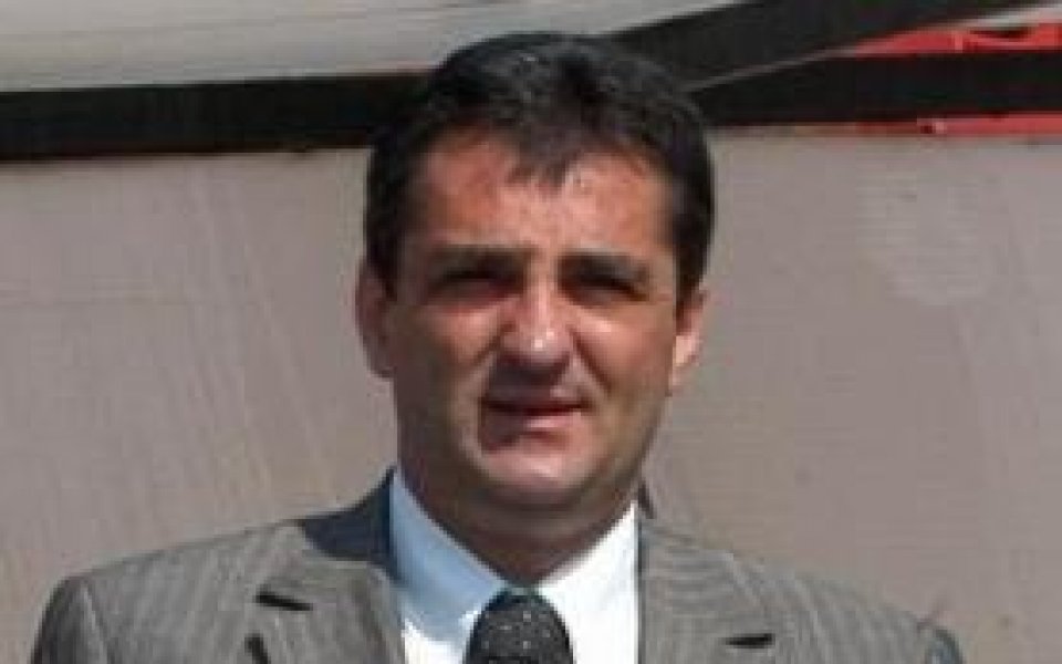 Димо Момиров се заяде с Локомотив София и Николай Гигов