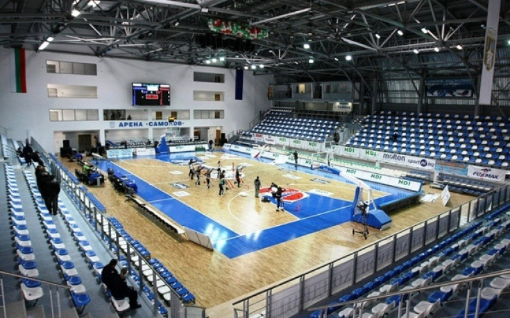 Правят първа копка на залата на 4-и километър 5 дни преди изборите