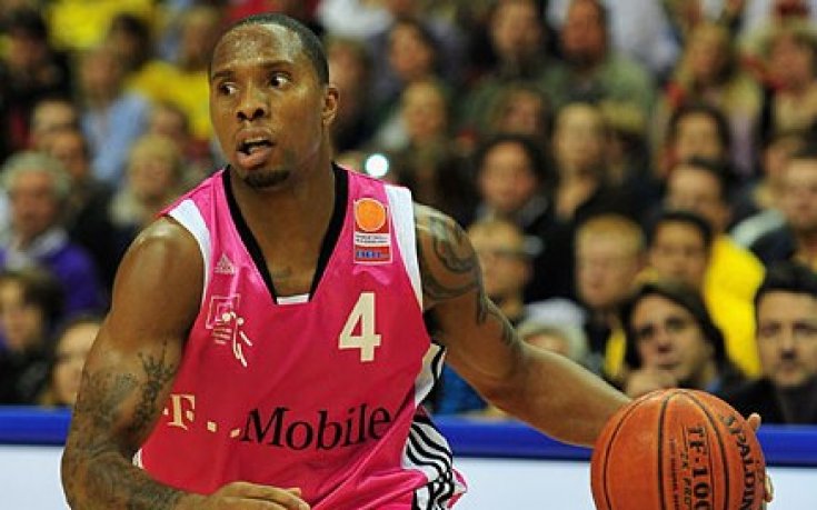 Правим още един американец български национал