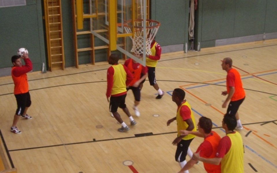 ЦСКА смени футбола с баскет