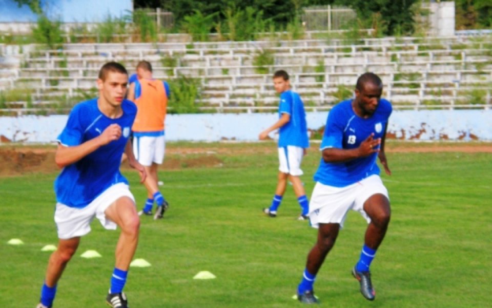 Черноморец с първа тренировка на “Лазур”