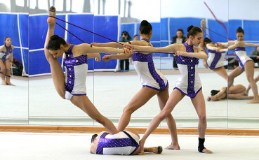 Тежки контузии и натоварена програма за ансамбъла ни