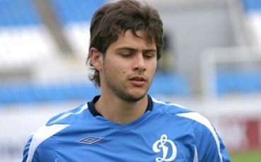 Без Генков, Динамо се приближи до лидерите