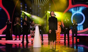 Мая Бежанска като Едит Пиаф