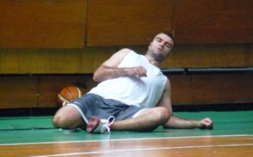 Евтимов дебютира при успех над Кипър