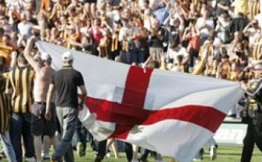 15 арестувани преди Холандия - Англия