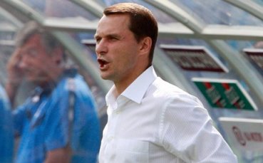 Динамо стимулира треньора си преди мачовете с ЦСКА