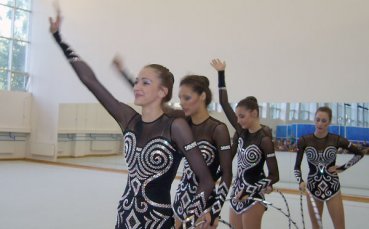 Българските грации пленени от Япония