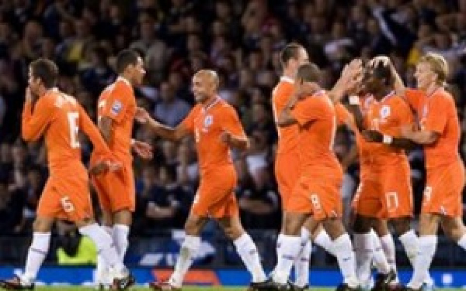 Холандия показа феър плей и класира Норвегия