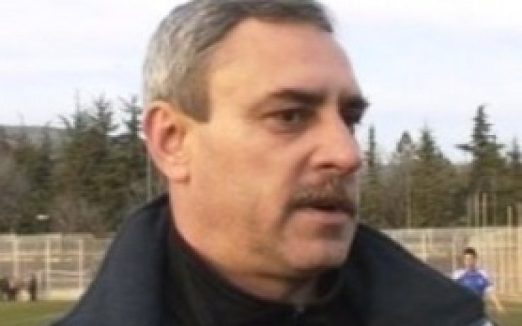 Локо Пд се разделя с Кюмюрджиев