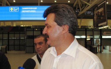 Батков по бизнес дела в Атина, не коментира фиаското с трансфера на карето