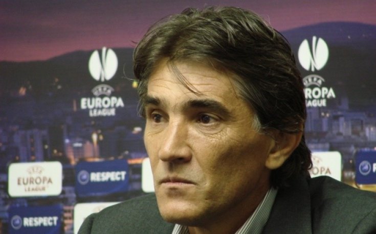 Ратко Достанич остава треньор на Левски