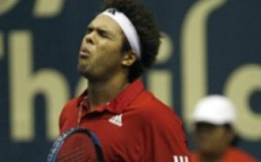 Цонга спечели френския сблъсък в Токио