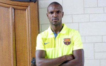 Абидал поднови договора си с Барса