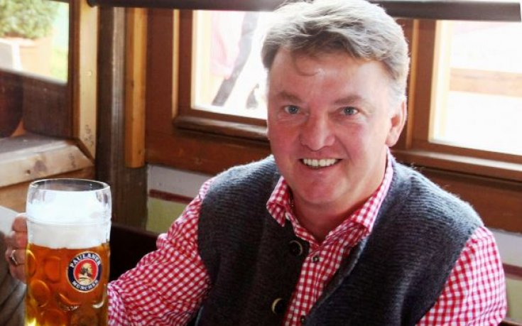 Ван Гаал: Юнайтед искаше да сменя Фъргюсън