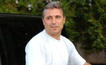 Равенство за Стоичков и Мамелъди Съндаунс