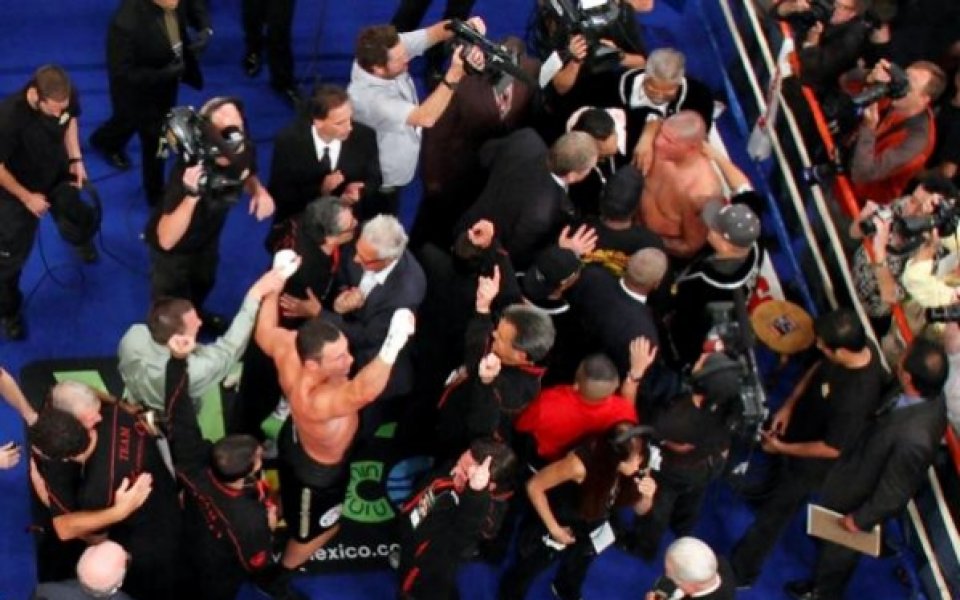 Виталий Кличко ще защищава световната си титла по бокс в Берн
