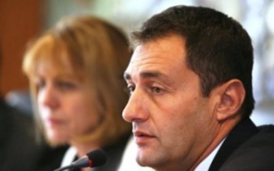 Министър Нейков на антидопинг конференция в Париж