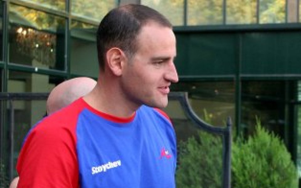 Петър Стойчев получи 9-та си световната купа по плувен маратон