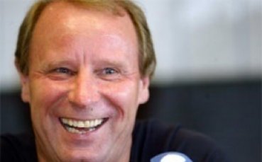 Берти Фогст остава начело на Азербайджан до 2011 година