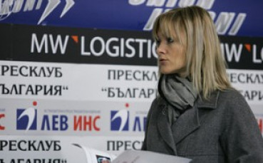 Албена Денкова: Старая се да не пропускам хубавите моменти, гледам напред